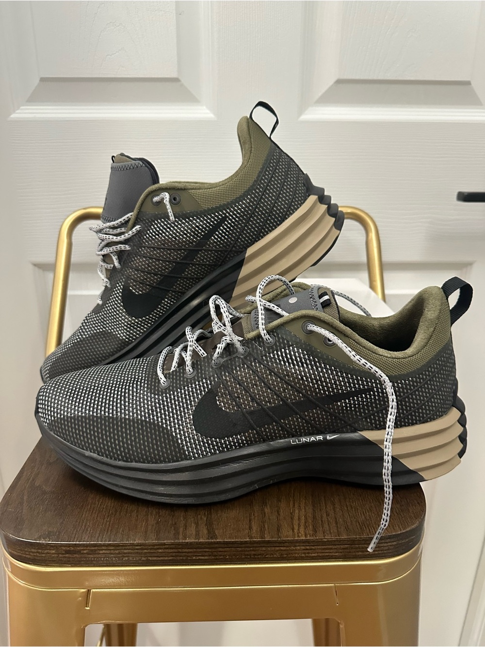 Nike Men’s Running Shoes - Olive Green/Black/Tan